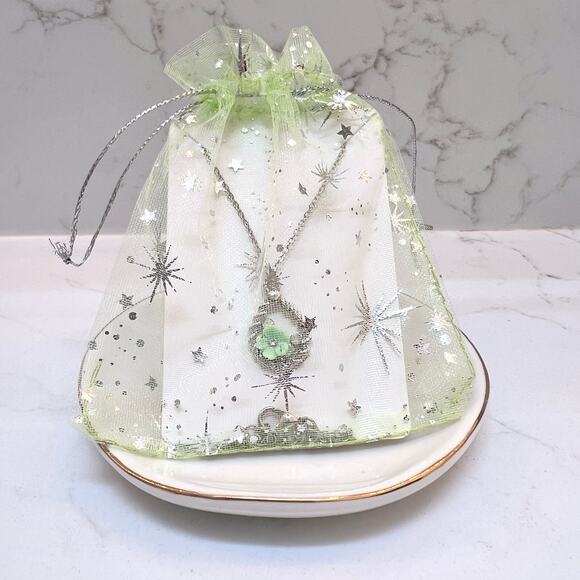 Green Flower Delicate Tear Drop Silver Necklace - 19" Chain - Picture 3 of 4